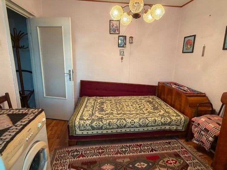 Vand apartament 2 camere decomandate Targu-Neamt, central langa parc - 6
