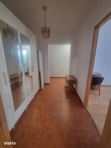 Apartament cu 2 camere decomandat în Alexandru cel Bun