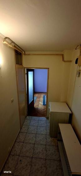 Apartament cu 2 camere decomandat în Găvana