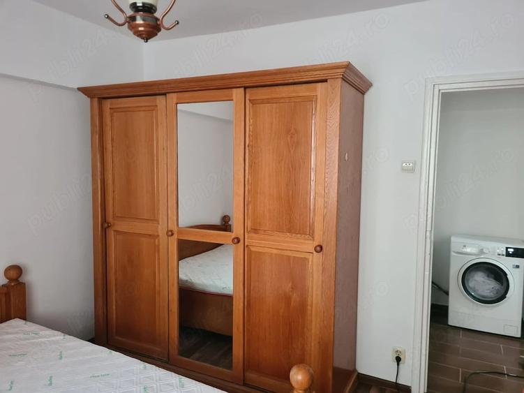 Apartament cu 3 camere decomandat în Rahova