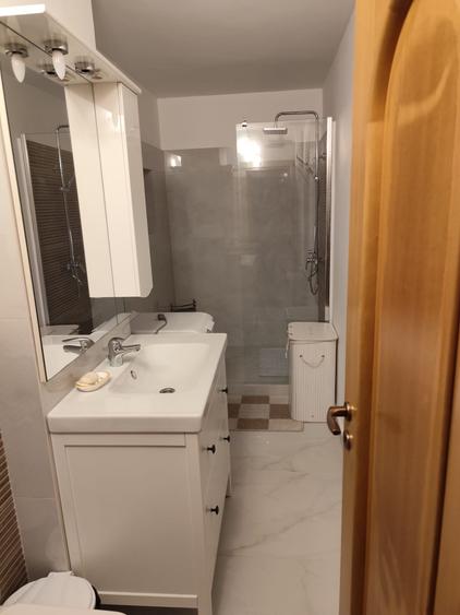 Apartament cu 2 camere decomandat, mobilat în Unirii