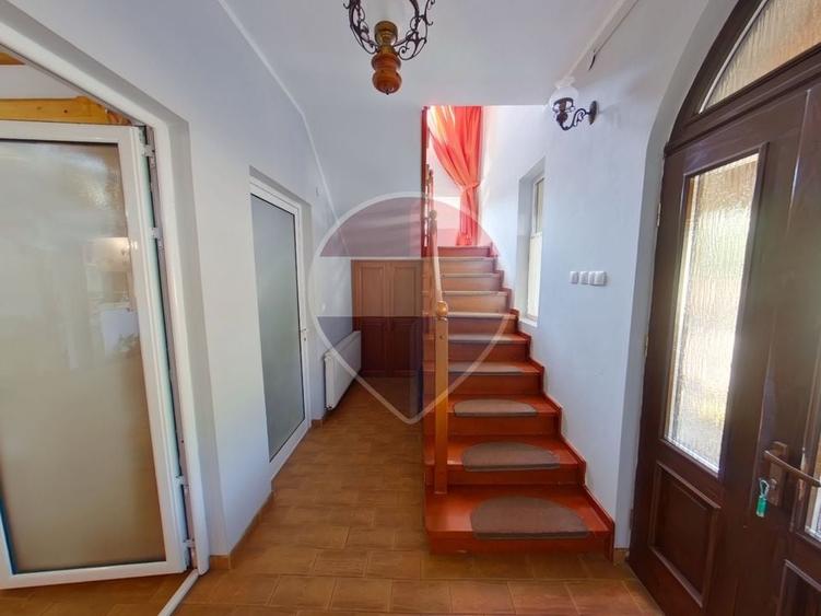 Hotel/Pensiune, de 130 mp, în Săpânța