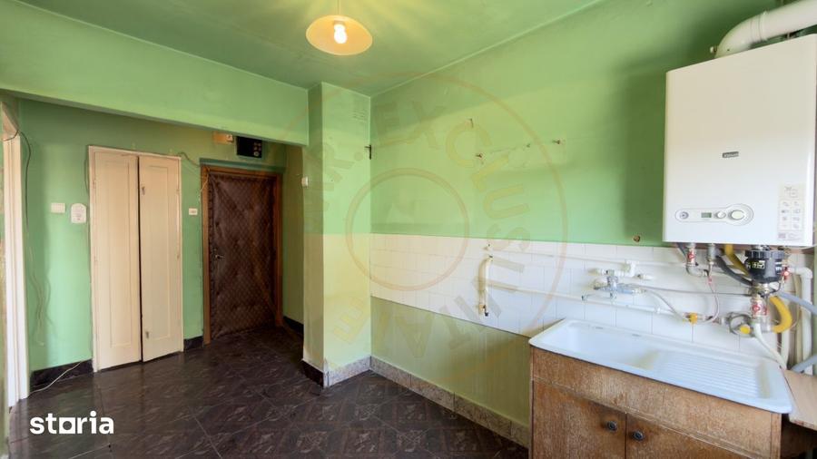 Apartament cu 2 camere semidecomandat în Central