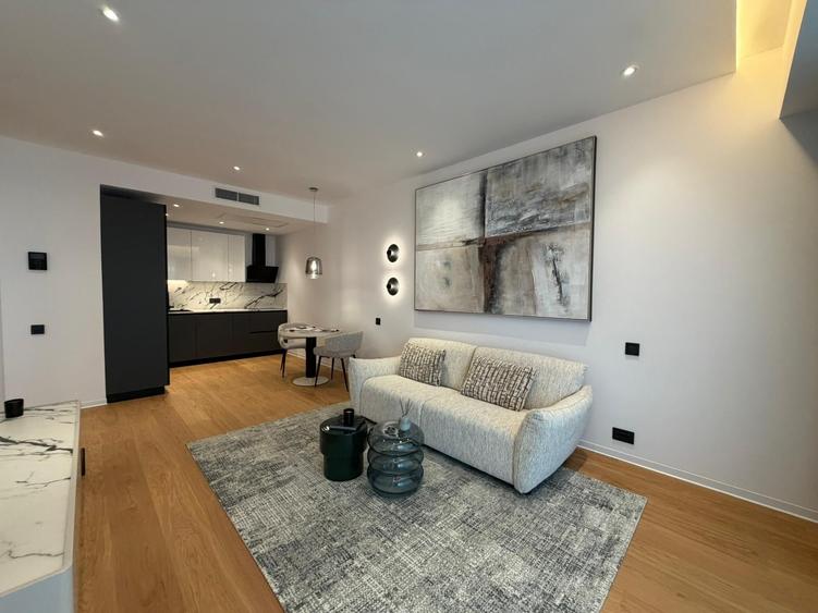 Apartament cu 2 camere semidecomandat în Floreasca — fotografia 1