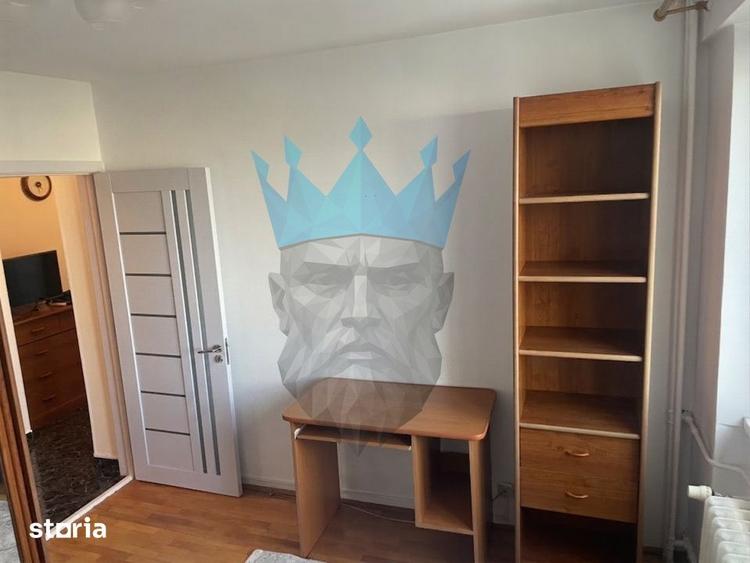 Apartament cu 3 camere, mobilat în Tineretului