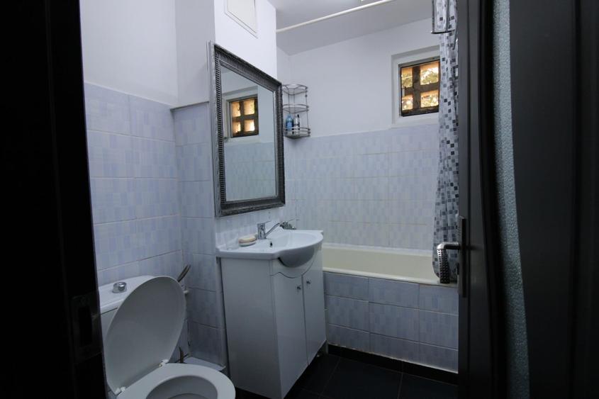 Apartament cu 2 camere decomandat în Ultracentral