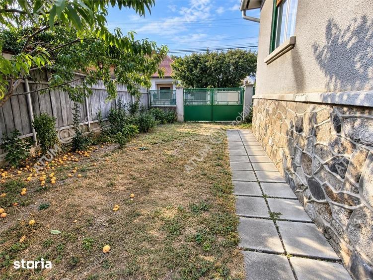 De vanzare casa cu 3 camere pivnita garaj si 508 mp teren in Sibiu - 11