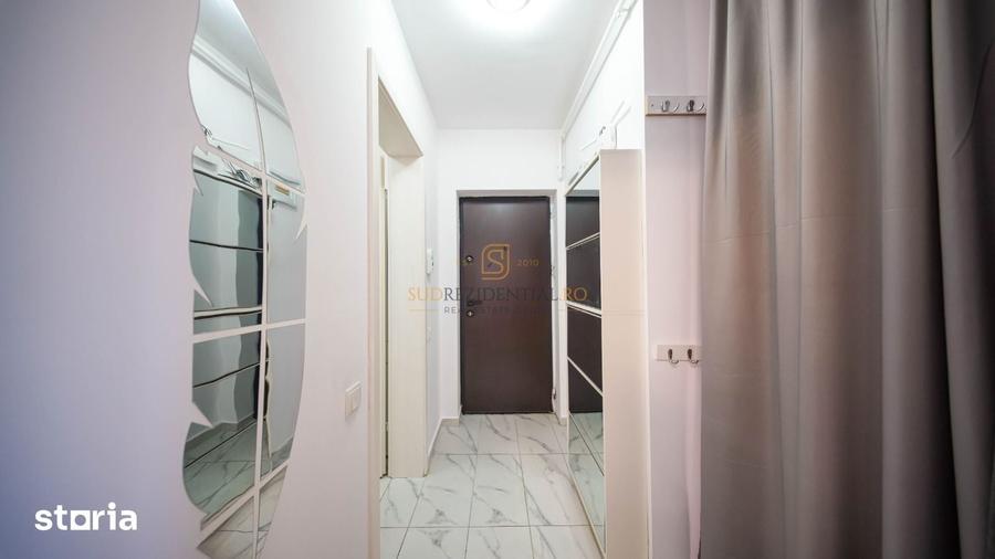 Apartament cu 2 camere în Apărătorii Patriei