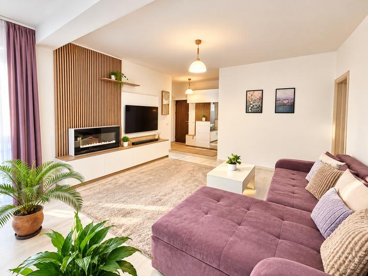 Apartament cu 3 camere decomandat în Berceni