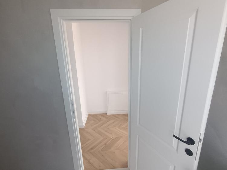 Apartament cu 3 camere în Rediu