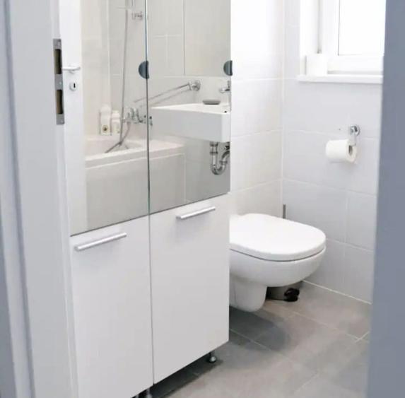 Apartament cu 2 camere semidecomandat în Pipera