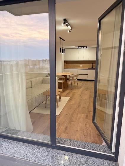 Apartament cu 2 camere decomandat în Drumul Taberei