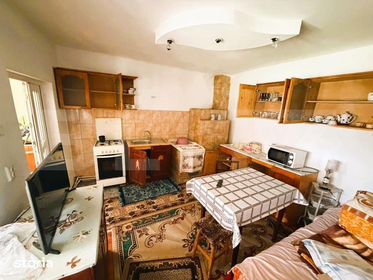 Casă cu 3 camere cu Teren 2900 Mp în Dolhești