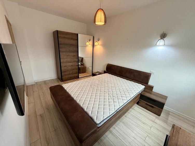 Apartament cu 2 camere decomandat, mobilat în Politehnica