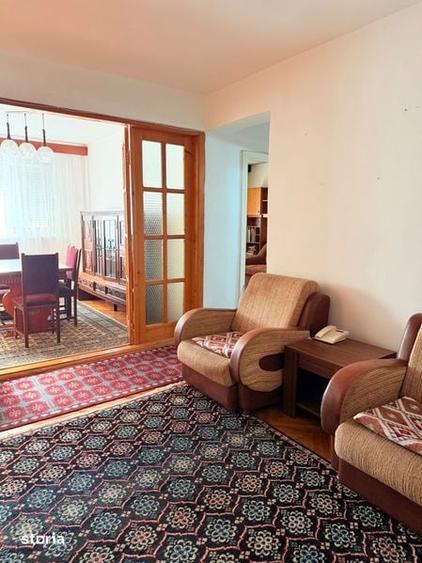 Apartament cu 4 camere în Ultracentral