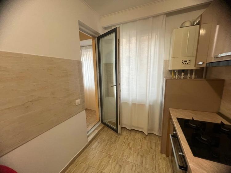 Apartament cu 2 camere decomandat în Decebal
