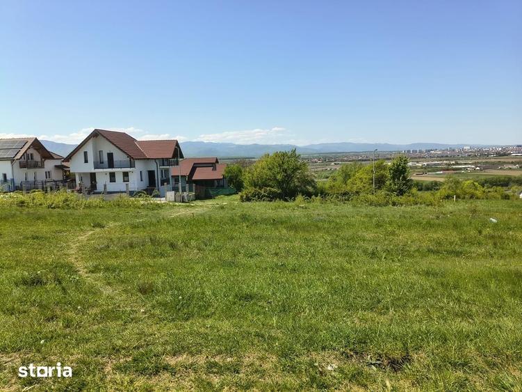 Teren de 402 mp, în Șelimbăr