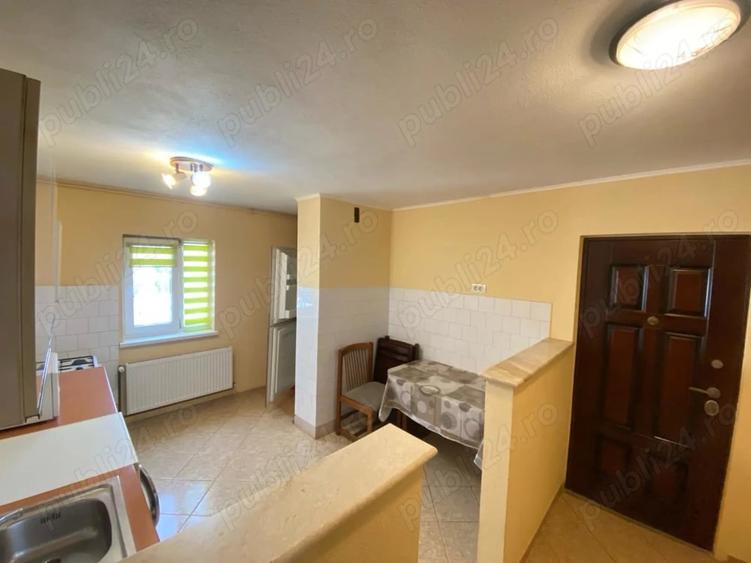 Apartament cu 2 camere semidecomandat în Miorița