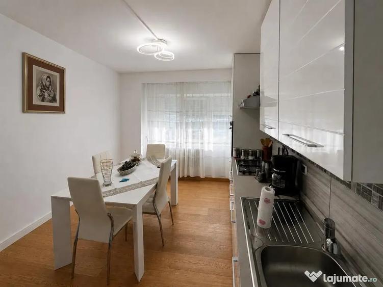Vand apartament 2 camere decomandat - 1