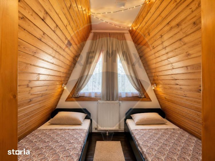 Casă cu 5 camere cu Teren 400 Mp în Bunloc