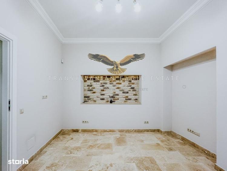 Spațiu comercial, de 50 mp, în Central