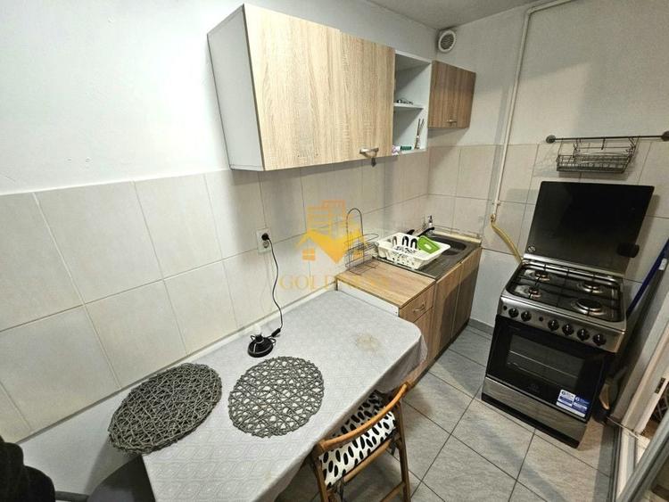 Apartament cu 2 camere semidecomandat, mobilat în Ultracentral