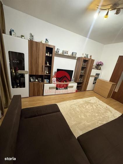 Apartament cu 2 camere decomandat în CET