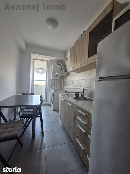 Apartament cu 2 camere decomandat, mobilat în Parcul Carol