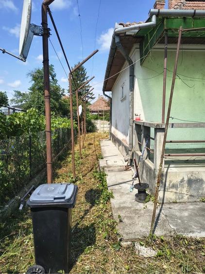 Casă cu 2 camere cu Teren 270 Mp în Central