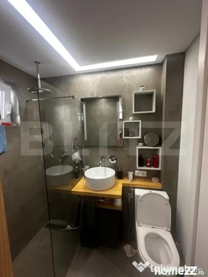 Apartament cu 2 camere decomandat în Micro 14