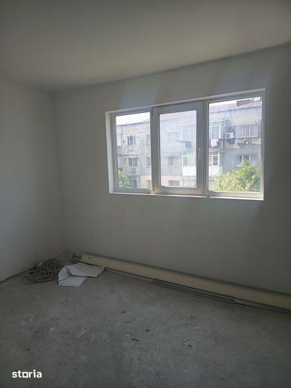 Vanzare apartament 3 camere semifinisat Targoviste- zona Hala - 2