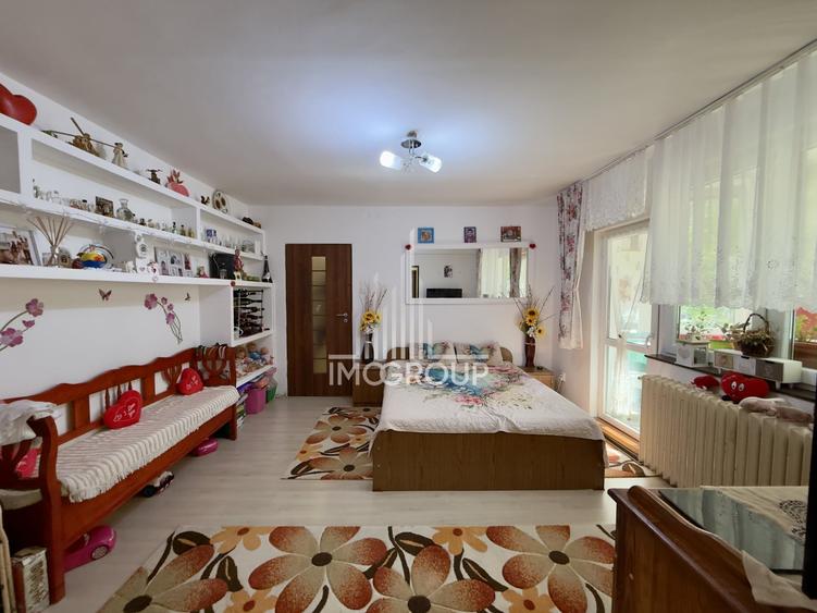 Apartament cu 3 camere semidecomandat, mobilat în Gheorgheni