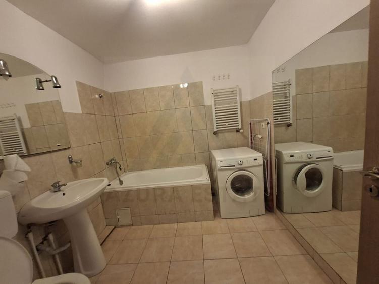 Apartament cu 3 camere semidecomandat în Hipodrom 3