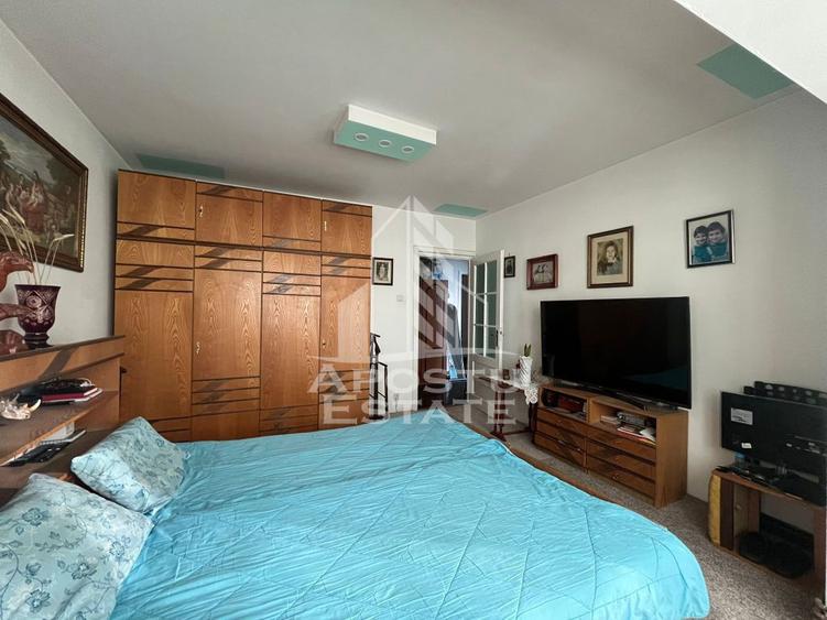Apartament cu 3 camere decomandat în Șagului