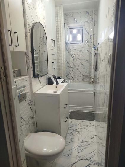 Vanzare apartament tip T, 2 camere