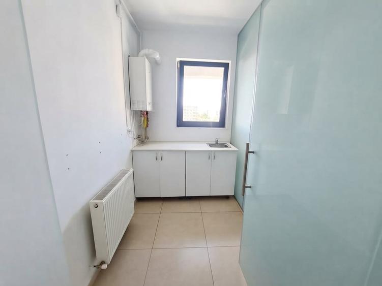 Birou, de 103 mp, în Delfinariu
