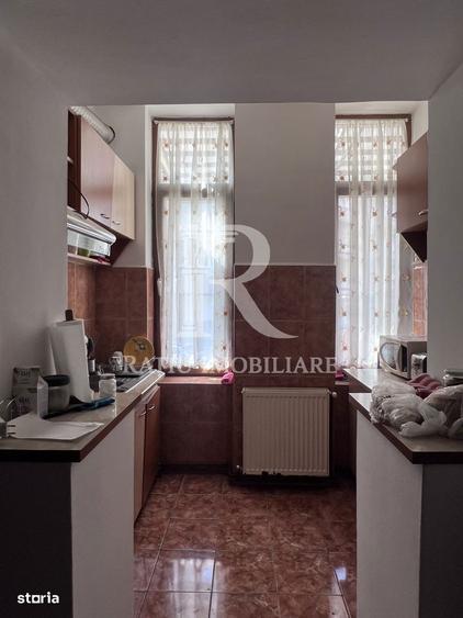 Apartament cu 3 camere în Centru Civic
