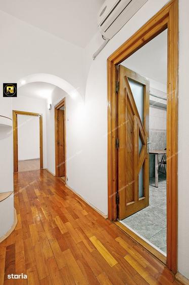 Apartament cu 3 camere decomandat în Siderurgiștilor