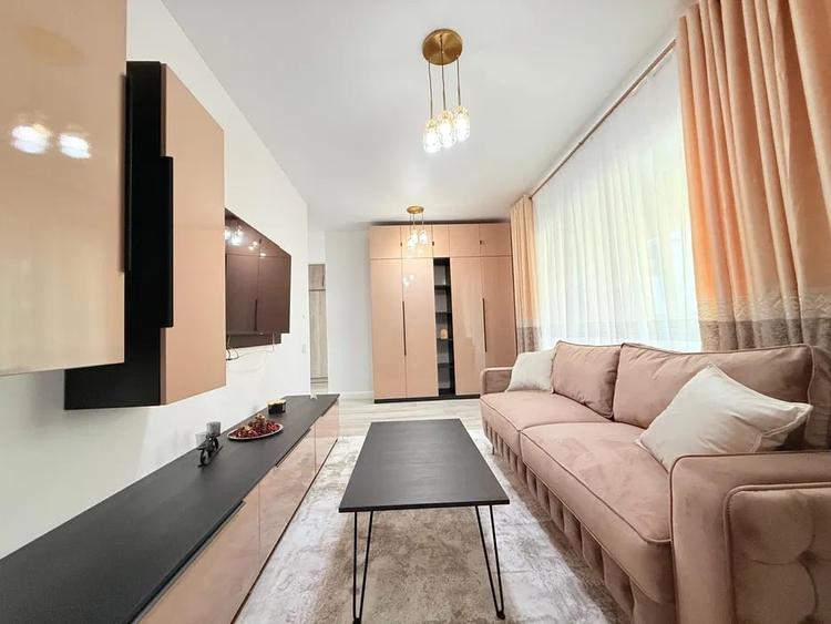 Apartament cu 2 camere decomandat, mobilat în Pipera