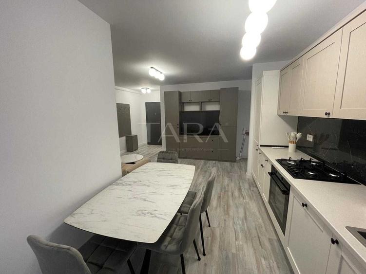 Apartament cu 3 camere decomandat, mobilat în Florești — fotografia 1