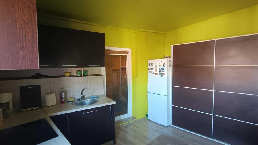 Apartament cu 3 camere decomandat în Șelimbăr