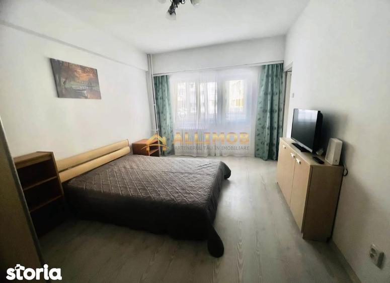 Garsonieră semidecomandată în Ultracentral