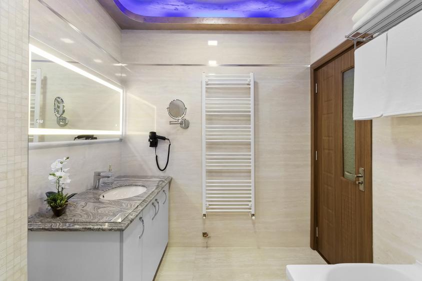 Complex RIF, Apartmente de inchiriat zona Mall Coresi, 2 camere cu 2 bai, 93 mp - 7
