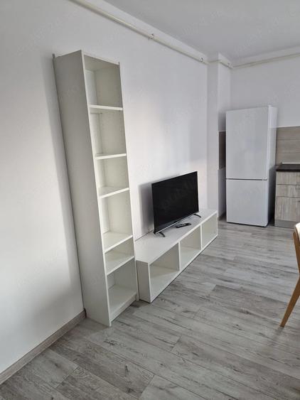 Apartament cu 2 camere decomandat în Avantgarden