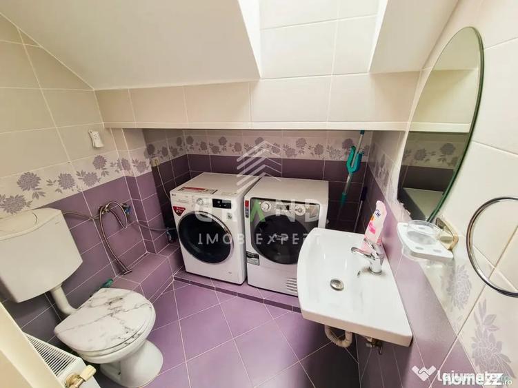 Apartament cu 4 camere semidecomandat în Florești