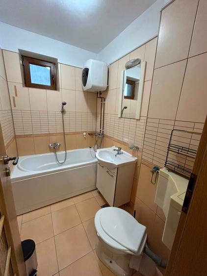 Apartament cu 2 camere decomandat în Drumul Taberei