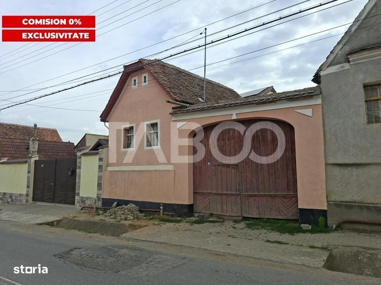 Casă cu 2 camere nedecomandat cu Teren 580 Mp în Axente Sever