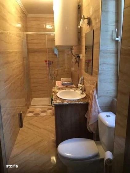 Casă cu 3 camere cu Teren 1400 Mp în Central