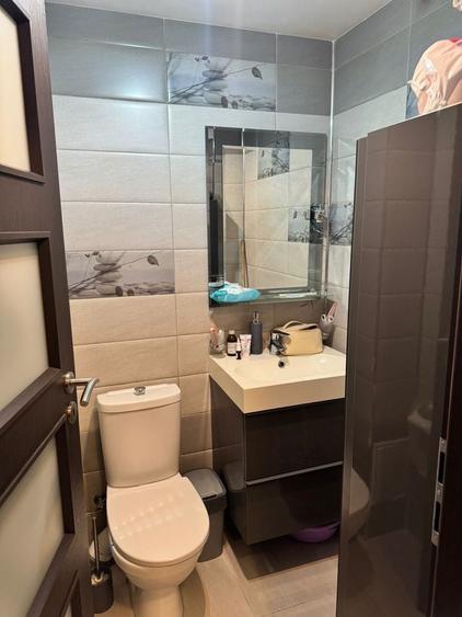 Apartament cu 3 camere decomandat în Dorobanți