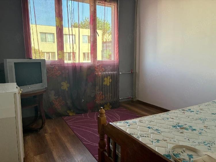 Apartament cu 3 camere decomandat în Militari